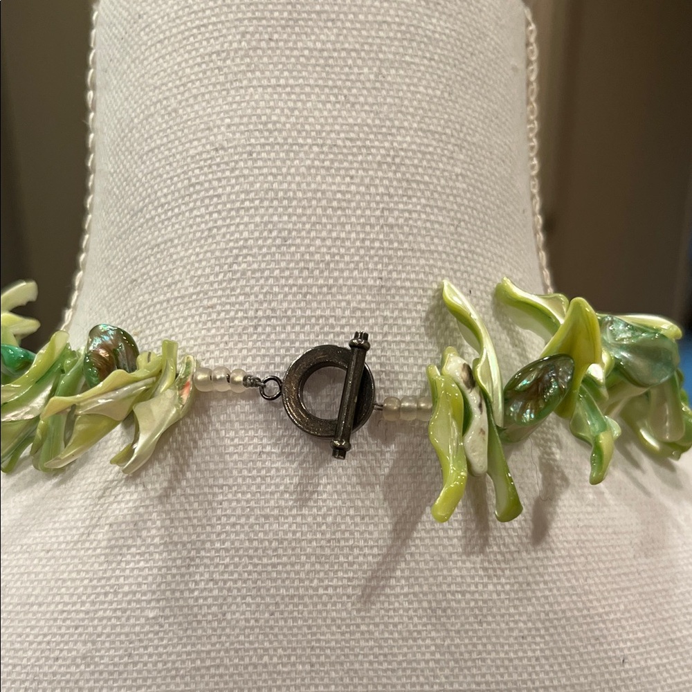 Green Shell Necklace - image 7